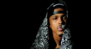 Thug {Video} August Alsina Fights The Crowd & Cancel Concert