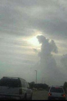 ... this picture from Niota. It really does look like an angel in the sky
