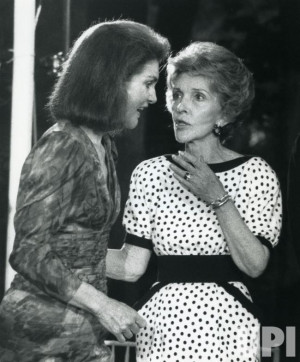 Jacqueline Kennedy Onassis chats with First Lady Nancy Reagan at a ...