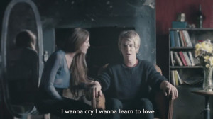 ... this image include: another love, tom odell, beautiful, cry and guy