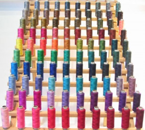 New Threadsrus 200 Spools of Polyester sewing quilting thread ...