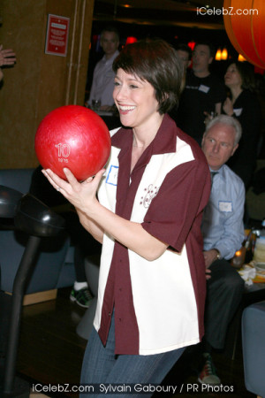 Second Stage Theatre's 2009 All-Star Bowling Classic - Arrivals