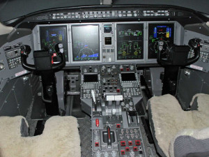 ... Davies / Business Insider Inside the Challenger 300 flight simulator