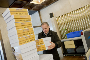 Andrej Kiska odovzdal podpisy