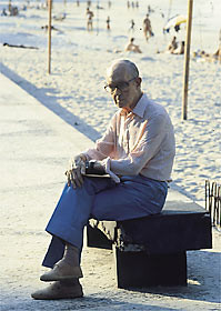 Carlos Drummond de Andrade Quotes, Quotations, Sayings, Remarks and ...