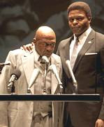 Ben Vereen (playing Stepin Fetchit) and Evan Parke (as Muhammad ...