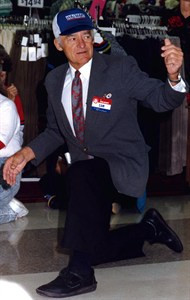 ... Austin-Teutsch-1992-Used-Paperback-Very-Good-walmart-bio-/330971379119