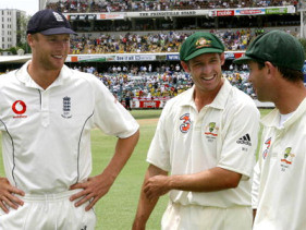 The history of the Ashes told though English and Australian cricketers ...