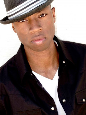 robbie jones actor hellcats still of robbie jones in hellcats robbie ...