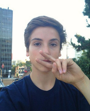 Halm from Earth to EchoMaine Character, Teo Halm Hot, Toes Halm, Echo ...