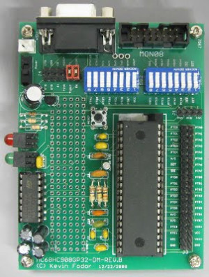 HC08-GP32 Development Board