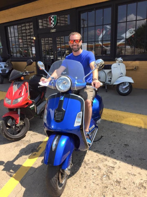 Modern Vespa : Let's see YOU on your scoot...