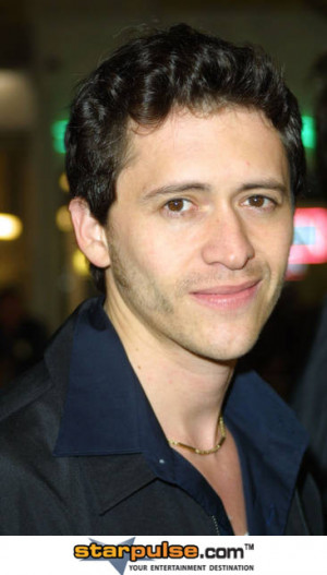 What do people named Clifton look like