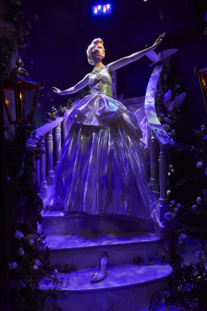 Harrods #Disney #Christmas Windows - #Cinderella by Versace: Versace ...