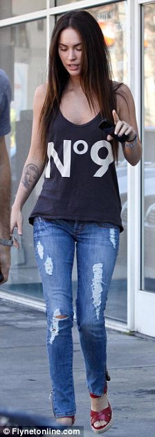 how does megan fox look like without makeup