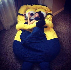 Accueil > Maison > Lit minion - Moi, moche, et méchant