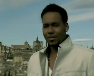 Top 35 romeo santos la diabla y la santa lyrics