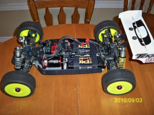 HHH Racing Chassis-100_1614.jpg