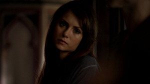 Elena-gives-Katherine-a-look.jpg