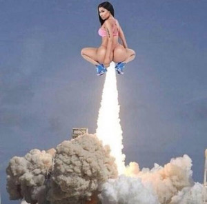 Nicki-Minaj-rocket-launch-meme