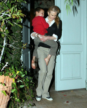 Jason George Wife nic and nephew 2 oct06 jpg