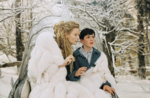 The Chronicles of Narnia - The White Witch Tempts Edmund