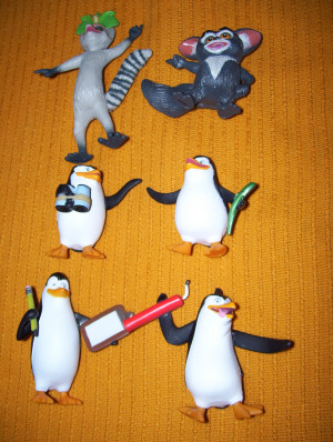 Heads-penguins-of-madagascar-24028896-1927-2560.jpg