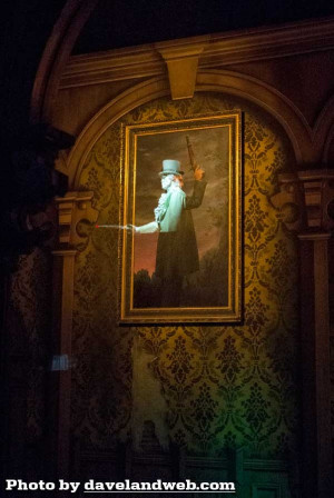 Sadly, I couldn't really see this at the Haunted Mansion at Disneyland ...