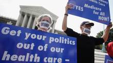 Doctors protest against President Obama's health care reform in front ...