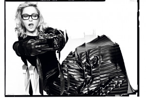 Madonna Di Majalah Harper's Bazaar