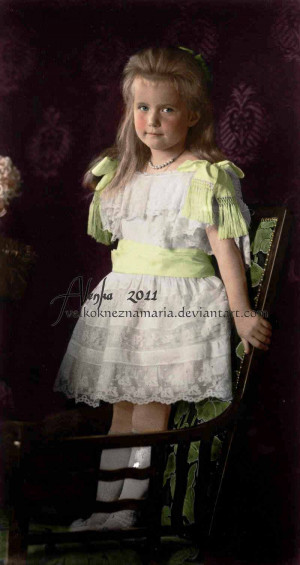 Anastasia-Nikolayevna-colourised-photo-anastasia-romanov-31275844-800 ...