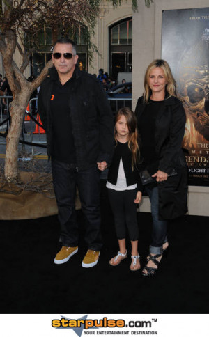 Anthony Lapaglia Underground