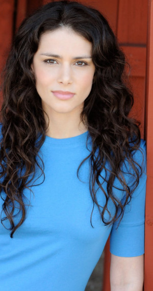 MV5BMzMxNjEwNTcwNl5BMl5BanBnXkFtZTcwNTY4Njk5Mg@@._V1_SY1200_CR83,0,630 ...