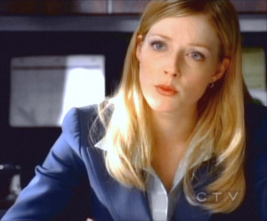 Jennifer Finnigan Wallpaper...