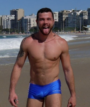 prefer tongue -tied knowledge to ignorant loquacity.