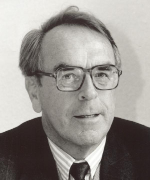 Jürgen Moltmann nació en Hamburgo en 1926. Es un teólogo ...