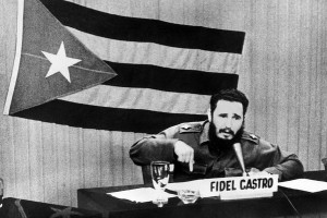 Fidel Castro makes a speech in Cuba during the missile crisis. Photo ...