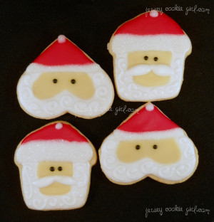 Santa is coming to town!! Cookie Style :)!!