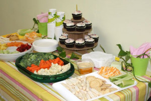 Green Party Ideas - love the veggie table instead of useless sugary ...