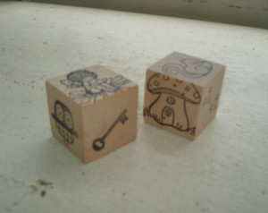 Wooden storytelling dice for girls