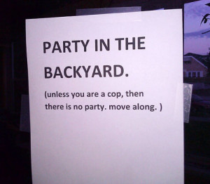funny-party-sign-cop_large.jpg#party%20pic%20funny%20500x437