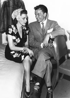 Judy Garland Frank Sinatra 40s found photo movie star singer fashion ...