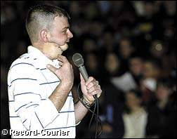 Beware: Gruen Von Behrens, an oral cancer patient, speaks to students ...