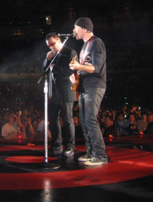 Description Bono and Edge in Auckland.jpg