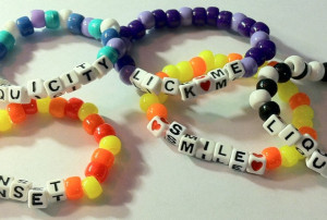 Rave Bracelets Make you 15 kandie bracelets