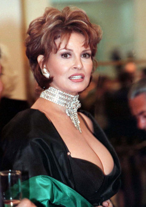 Raquel-Welch-Life-Archives-raquel-welch-20341791-1172-1666.jpg