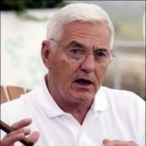 Bob Lutz is my new hero. Check out his latest blog about David ...