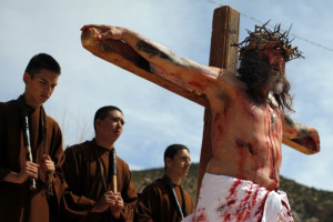 Good Friday 2014: Christians around the World to Mark Crucifixion Day
