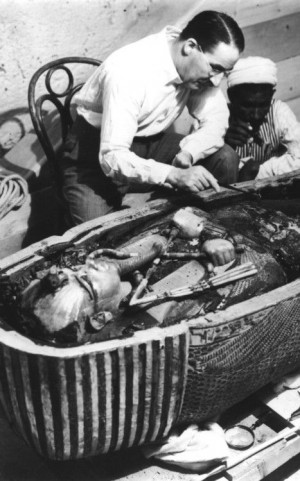 Howard Carter opening the sarcophagus of King Tutankhamun. Feb 12 ...