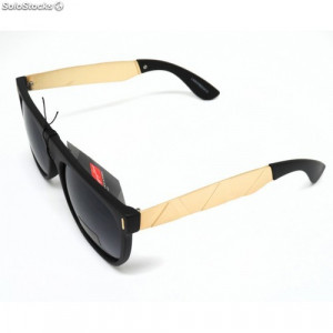 detallada de gafas de sol para mujer pasta estilo retro moda